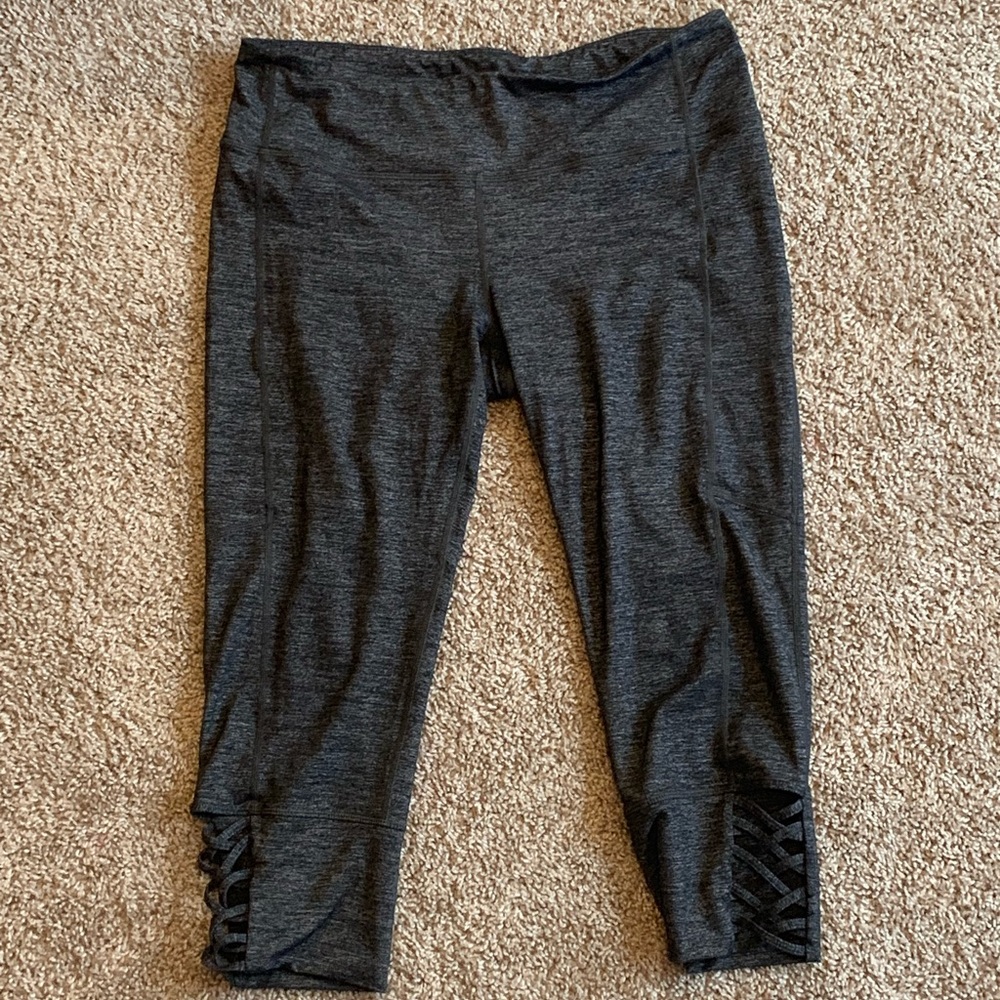 Athleta Capri Yoga Pants